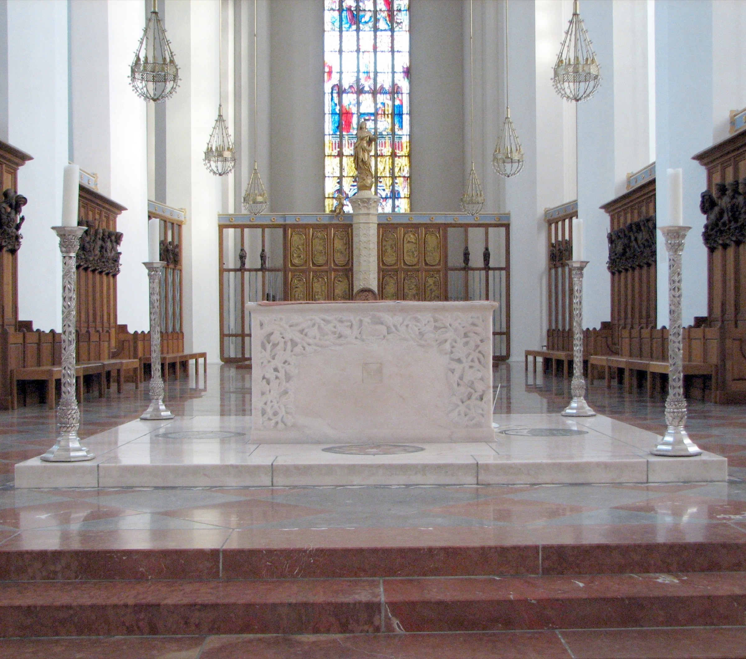 Frauenkirche München: Altar Frauenkirche München
